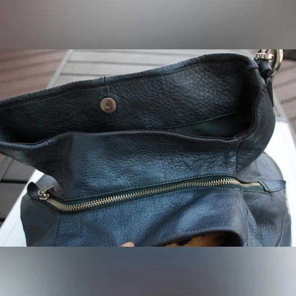 Coach Turn lock shoulder bag - Picture 4 of 15